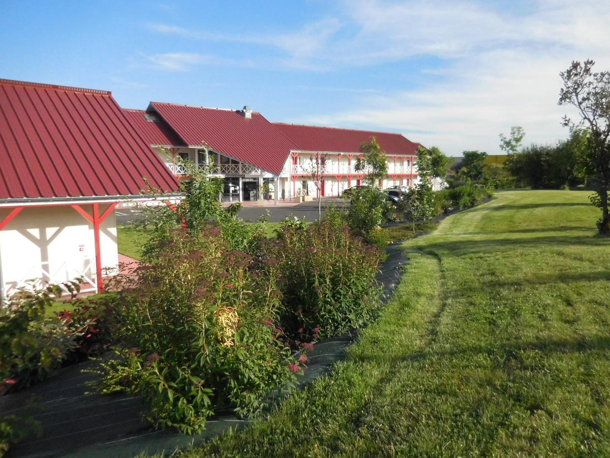 Fasthotel Montmarault Exterior photo